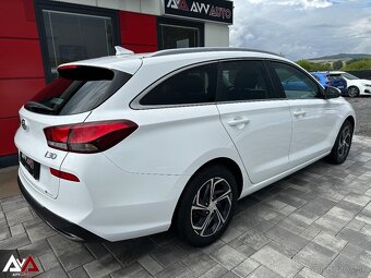 Hyundai i30 CW 1.6 CRDi Family, v Záruke, Pôvodný lak, SR - 5