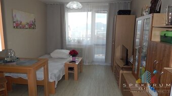 SPEKTRUM REALITY- Na Predaj garsónka, 23 m2 s loggiou , okre - 5