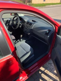 VW Polo - 5
