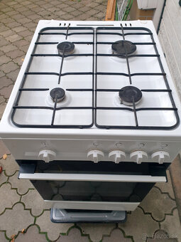 Predám plynový sporák MORA PS130MW - 5