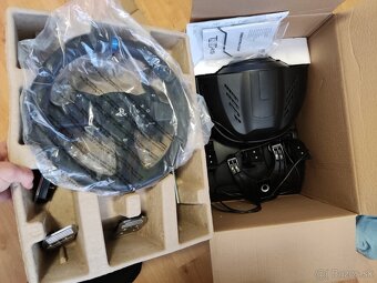 volant Thrustmaster T300 - 5