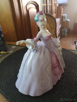 porcelánová soška Dux - 5