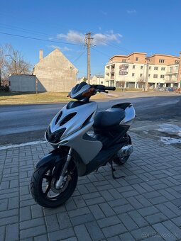 Yamaha aerox 70cc - 5