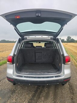 VW Tuareg 2.5L 6kvalt manuál android auto - 5