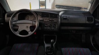 Volkswagen Golf 3 GT 1.8 - 5
