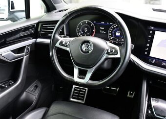 Volkswagen Touareg 3.0TDi R-LINE PANO TAŽNÉ AIR 210 kw - 5