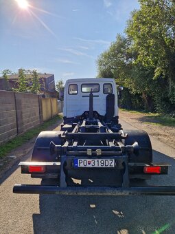Daewoo Avia D90 Hakovy nosič kontajnerov - 5