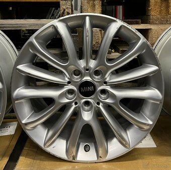 Elektróny Mini Cooper clubman r17 , 5x112 - 5