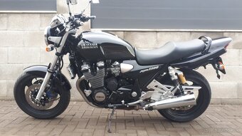 Yamaha XJR 1300 - 5