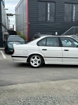 BMW M5 E34 - 5