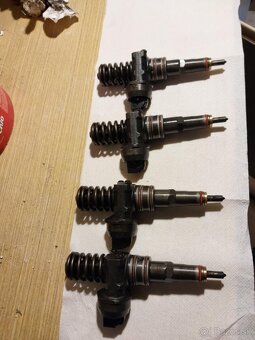 Vstrekovacie trysky BOSCH 1.9tdi 77kw 0414720215 - 5