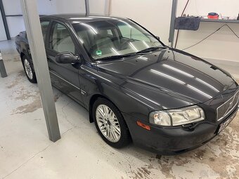 Predám Volvo S80 T6 2,9i, 200kW, r.v. 2002 Nová cena - 5