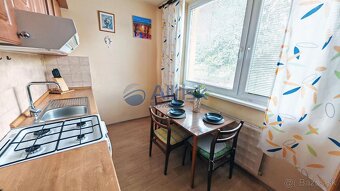 REZERVOVANÉ Na predaj priestranný 3-izbový byt 90 m² v Šali  - 5