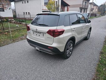 Suzuki Vitara - 5
