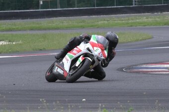 Predam svoju okruhovku ducati 848 - 5