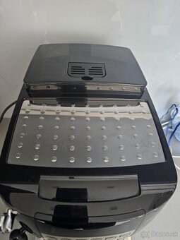 Delonghi Magnifica S Plus ECAM22.320.B - 5