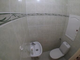 Prenájom veľkého dvojizbového bytu - 5