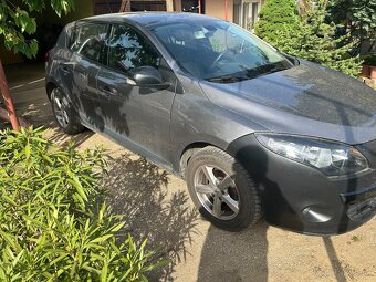 Predám Renault Megane - 5