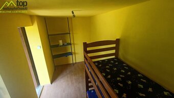 Pokojná záhradná chatka v Tovarníkoch s veľkým pozemkom - 5