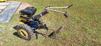 Predám malotraktor s príslušenstvom - 5