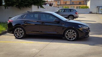 Hyundai i30 Fastback 1.5 T-GDi mHEV iMT N-Line - 5