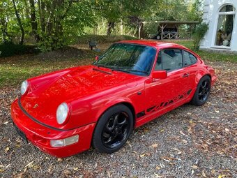 Porsche 911 Carrera 4 z roku 1990 - 5