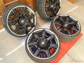 EXKLUZIVNA SADA BENTLEY 5x112 R20" + 8x letne pneu - 5