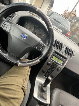 Volvo v50 - 5
