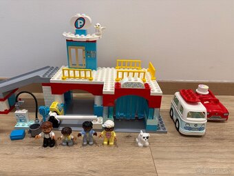 Predam Lego Duplo 10948 Garaz a umývačka aút - 5
