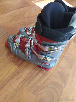 Atomic Race 10-50, vel.28, 43EU - 5