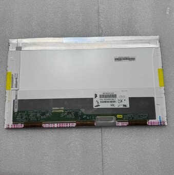 Predám obrazovku do notebooku 15,6" LED display 40pin B - 5