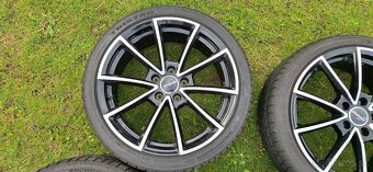 Zimna sada Wheelworld 5x112 215/40 R18 - 5