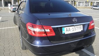 Mercedes-Benz E300 - 5