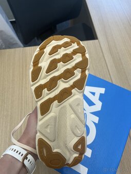 Botasky Hoka - 5