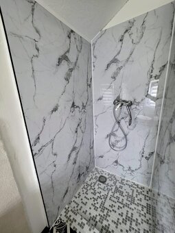 Predám murovanú chatu vhodnú na celoročné bývanie - 5