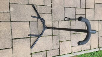 Predám stojan na gitaru. - 5