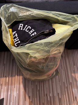 Vymením vrece šiat - 5