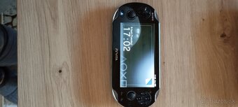 Predám PS Vita - 5