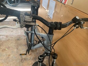 Horský bicykel Giant Terrago (rám M) - 5