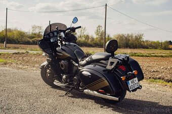 Kawasaki Vulcan VN 1700 - 5