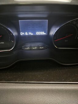 Predám Peugeot 208 - 5