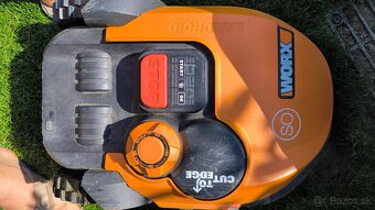 Predám robotickú kosačku worx landroid s garážou. - 5