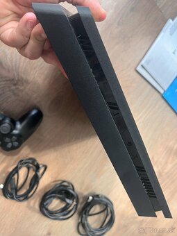 PS4 Slim 1TB - 5