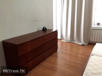 CENTRAL- Atraktívna lokalita- Veľký 2-izbový byt + Loggia - - 5