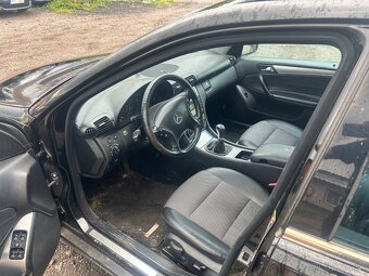 Mercedes-Benz C200 2,2CDI 90KW prodám díly z vozu - 5