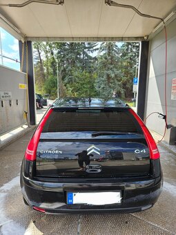 Citroën C4 1.4i, 65 kW – hatchback s klímou a tempomatom - 5