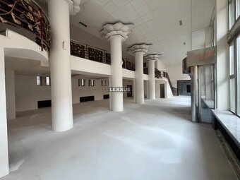 | Lukratívny priestor na podnikanie – Staré Mesto, Krížna ul - 5