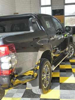 Mitsubishi L200 - 5