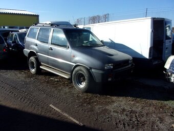 NISSAN TERRANO 2,7 DI + 2,4í - 5