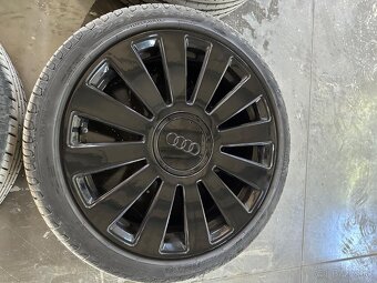 Elektróny Audi 225/40 R18 - 5
